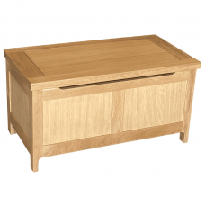 Como Oak Blanket Box